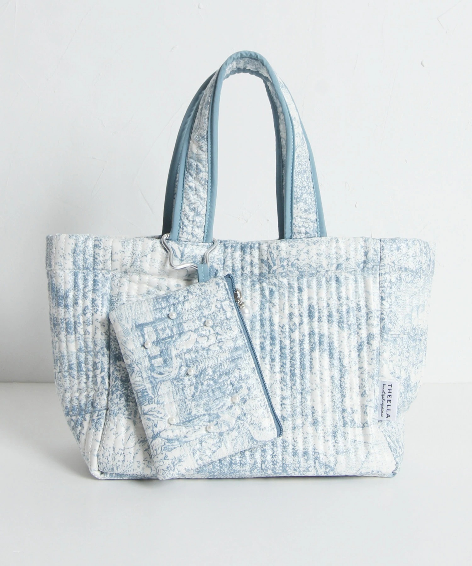 tocco トッコクローゼット　　
パール装飾ポーチ付きトワルドジュイヌビバッグ