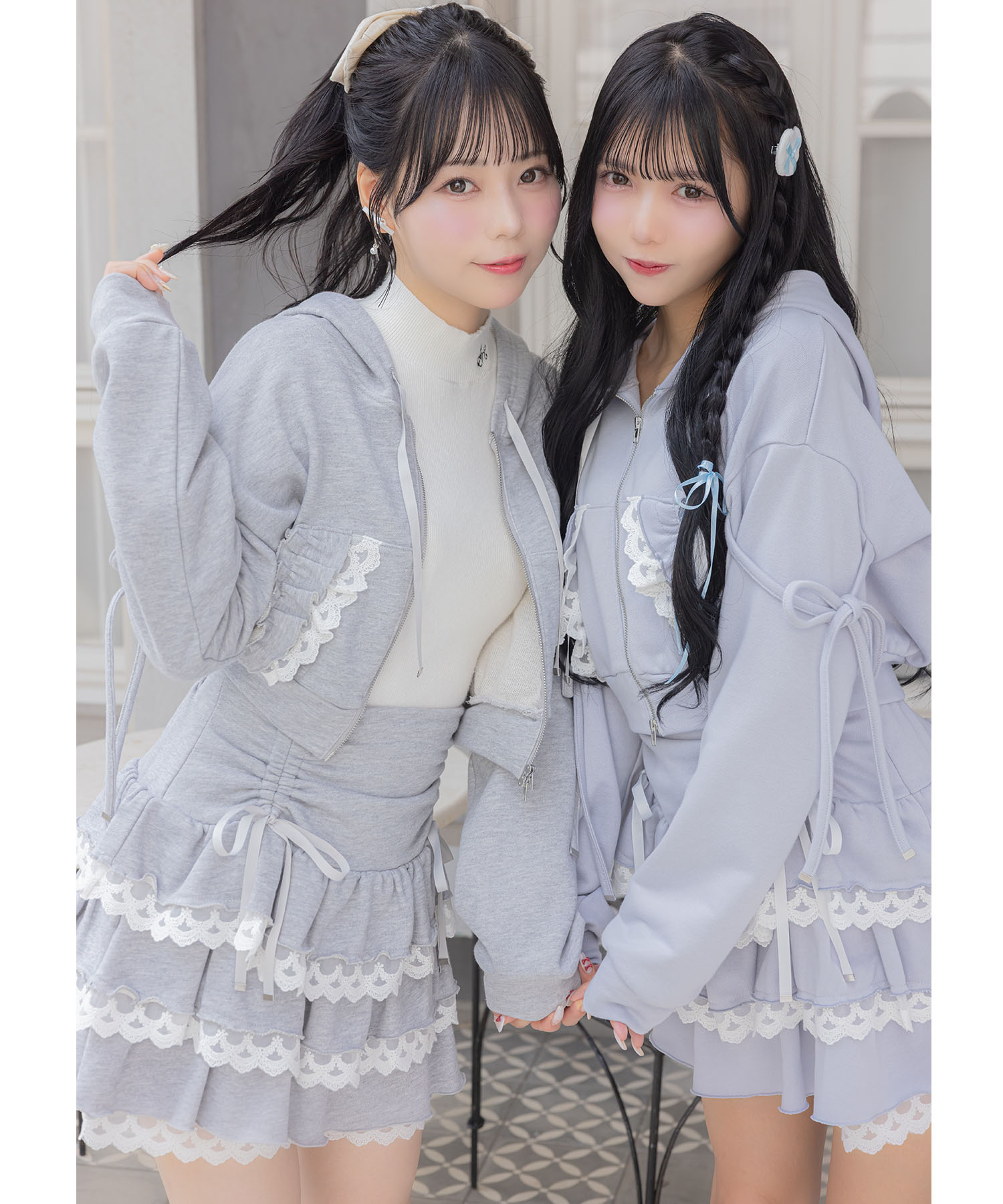 インナーパンツ付きリボン装飾ドロストレースフリルスカート　Suyunn(スユン)　《PINKorBLUE》※花坂環さんはグレー、津代美月さんはブルー着用※オンラインショップ限定