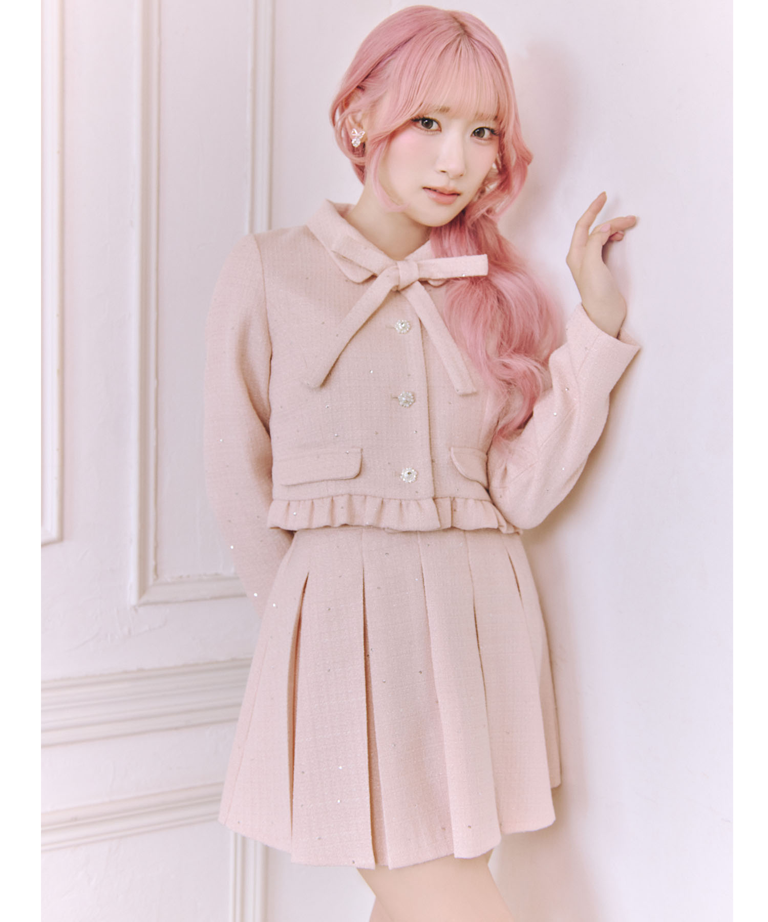 9/19販売予定！入荷連絡受付中☆名媛級の華やかさ♪美脚見えラメツイードプリーツスカート※齋藤樹愛羅さんはピンク＆ブラック着用