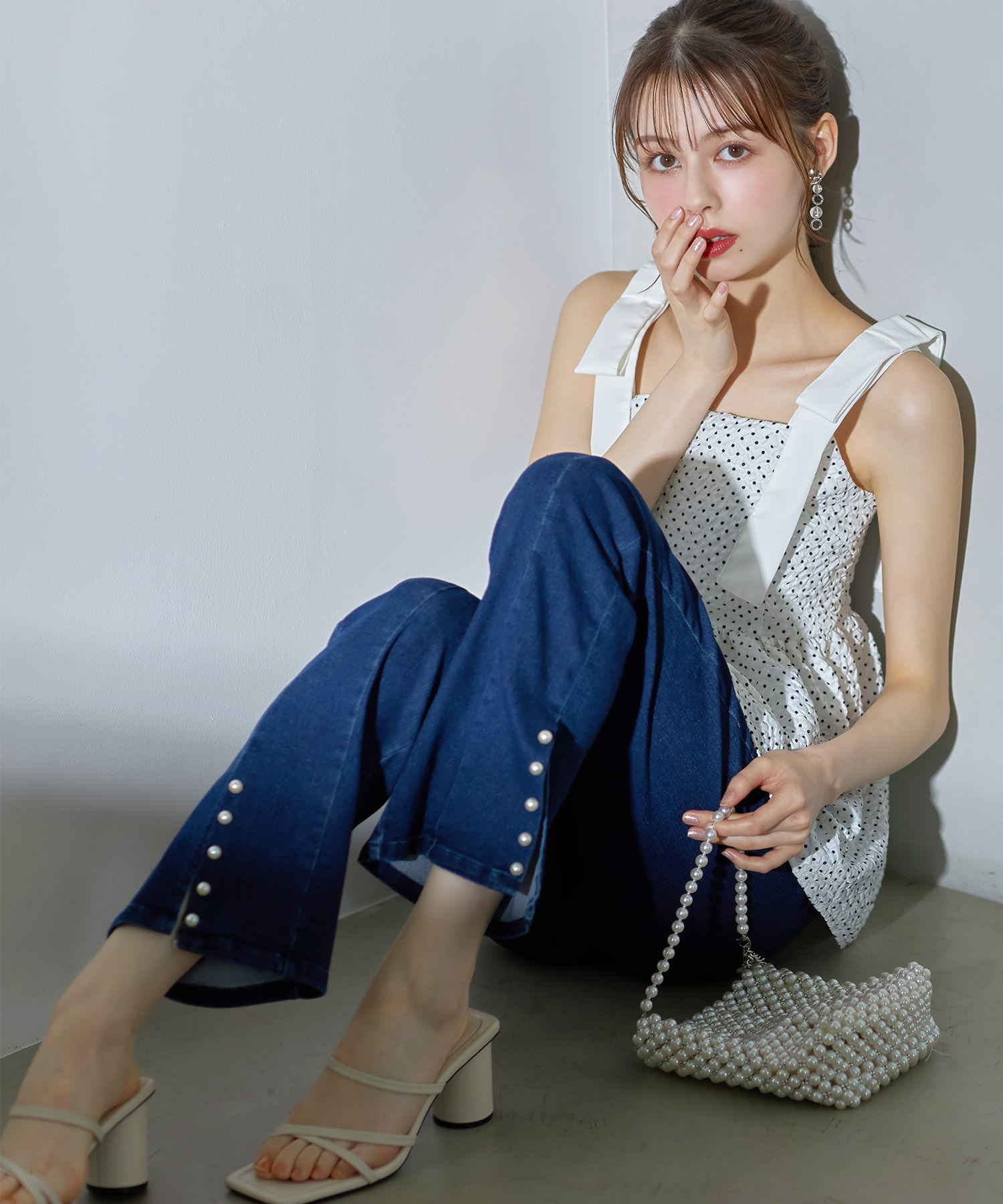 tocco トッコクローゼット　　
裾パール付きウエストスカラップカットパンツ