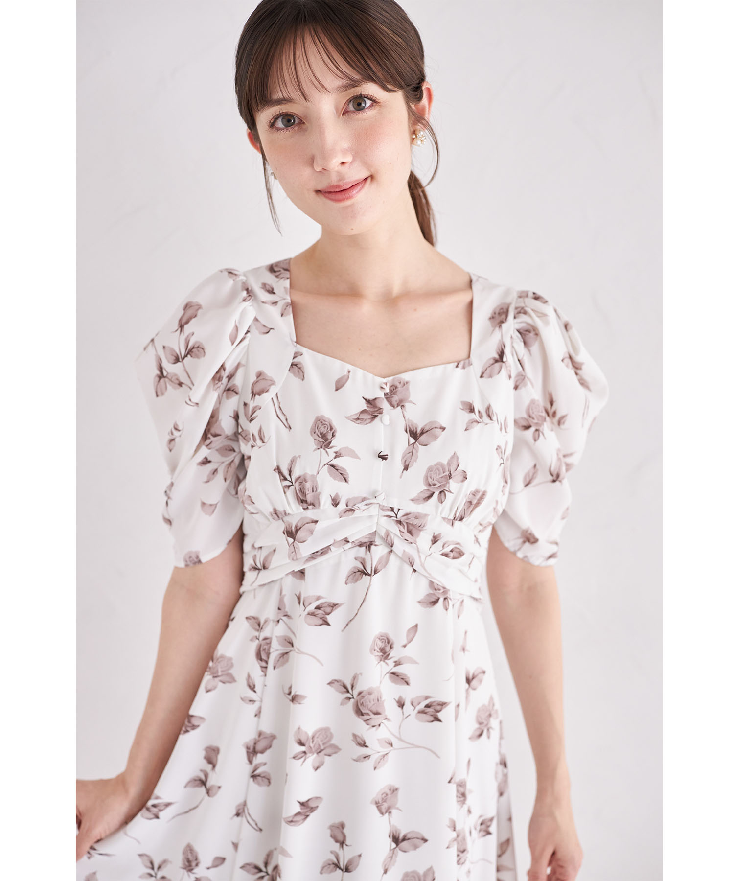 アンティークローズプリントマーメイドワンピース 6月30日(月)オフィシャルサイト限定オフホワイト再販☆【farianne ファリアン】《tocco closet luxe》※少量の在庫確保による再販売の為、交換は出来かねる場合がございます。予めご了承ください。