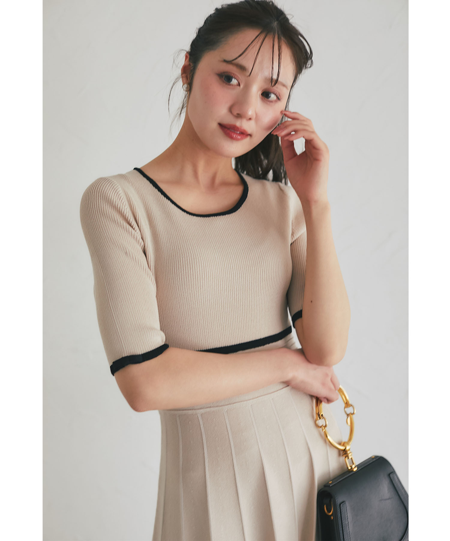 tocco トッコクローゼット　プチリボン付き配色ニットプリーツワンピース