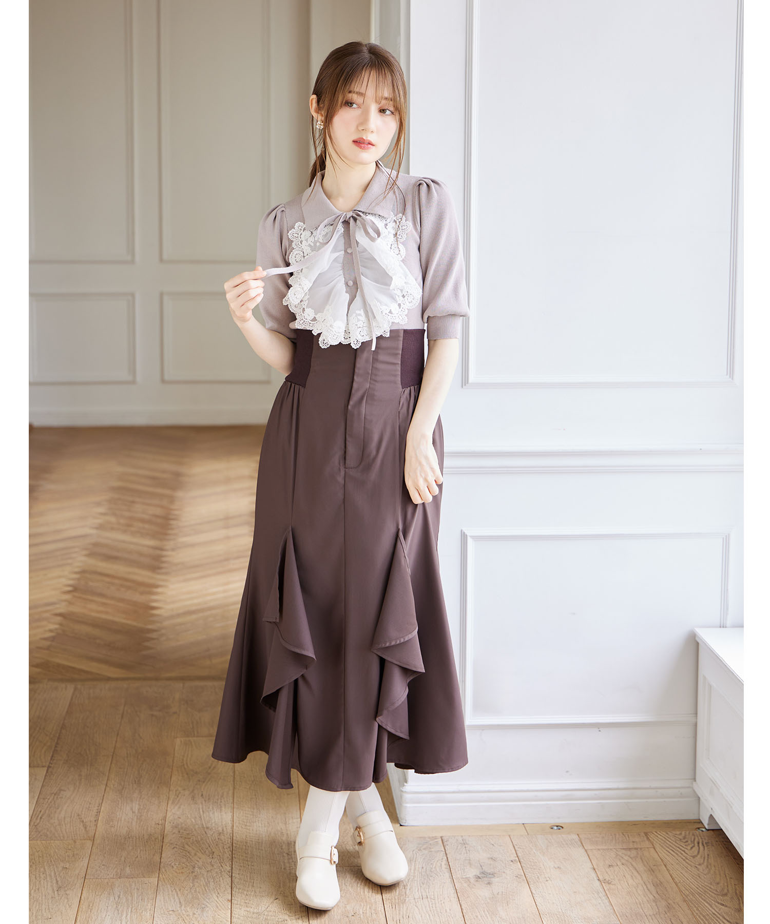 バックレースアップラッフルフリルマーメイドスカート 【schelia シェリア】 tocco closet《tocco closet luxe》＊スペシャルプライス品につき返品/キャンセル/配送日指定不可/ラッピング不可/少量在庫のセールの為交換は出来かねる場合がございます。