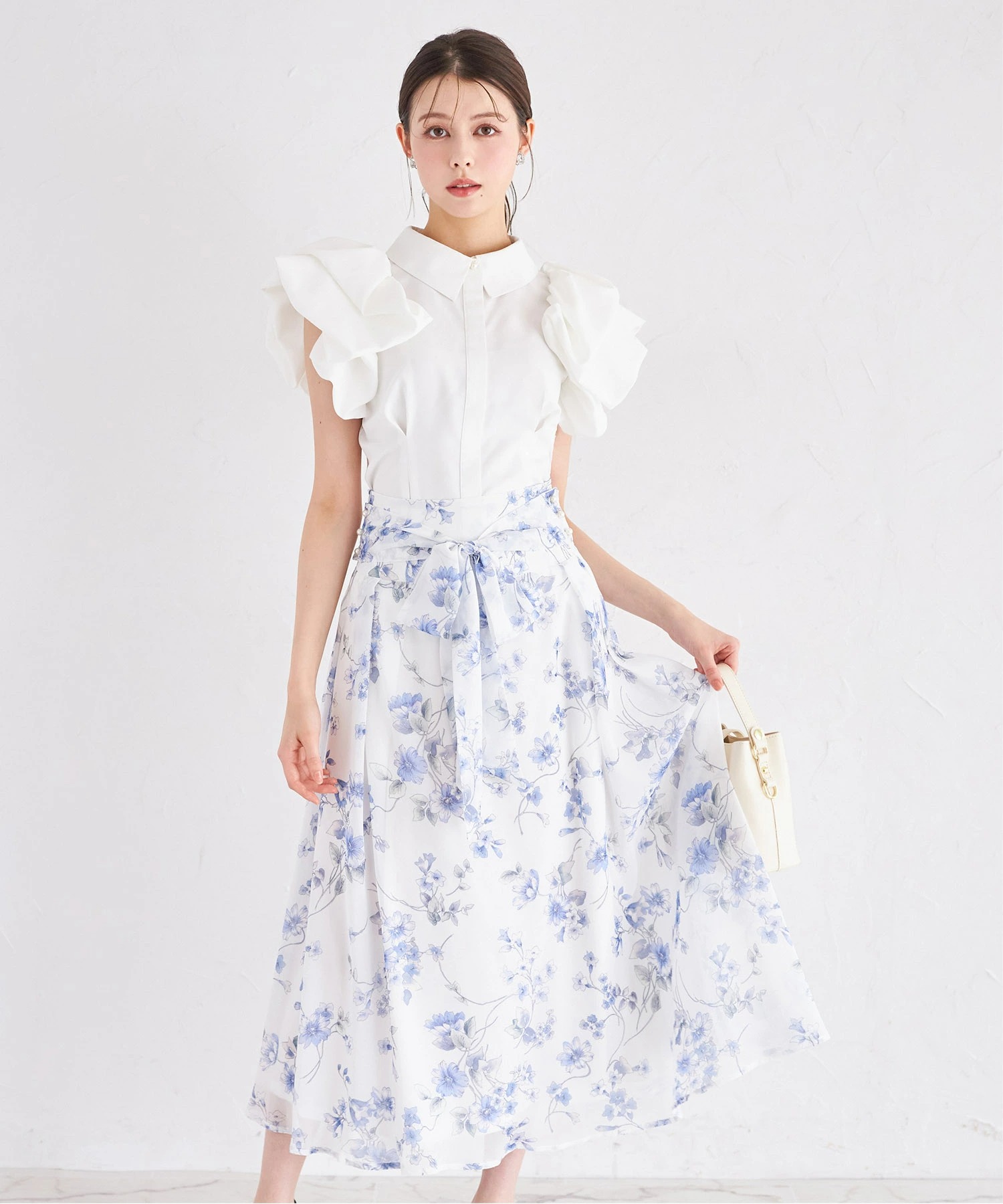 ３ＷＡＹウエストリボン付きフラワープリントフレアスカート【acenlis アセンリス】 tocco closet ＊スペシャルプライス品につき返品/キャンセル/配送日指定不可/ラッピング不可/少量在庫のセールの為交換は出来かねる場合がございます。