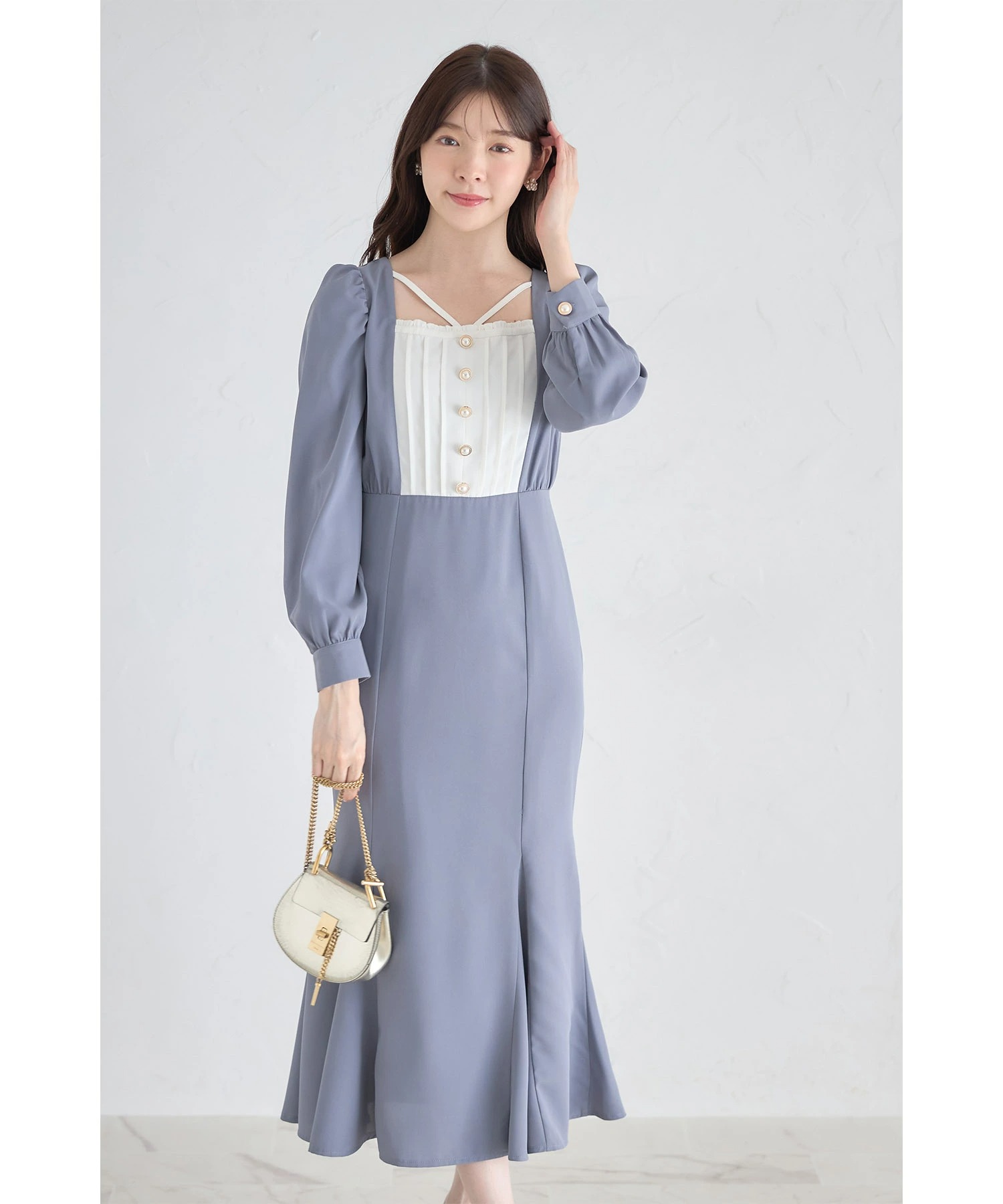 パール飾り釦付きヨーク切り替え配色ワンピース【adriene アドリン】 tocco closet ＊スペシャルプライス品につき返品/キャンセル/配送日指定不可/ラッピング不可/少量在庫のセールの為交換は出来かねる場合がございます。