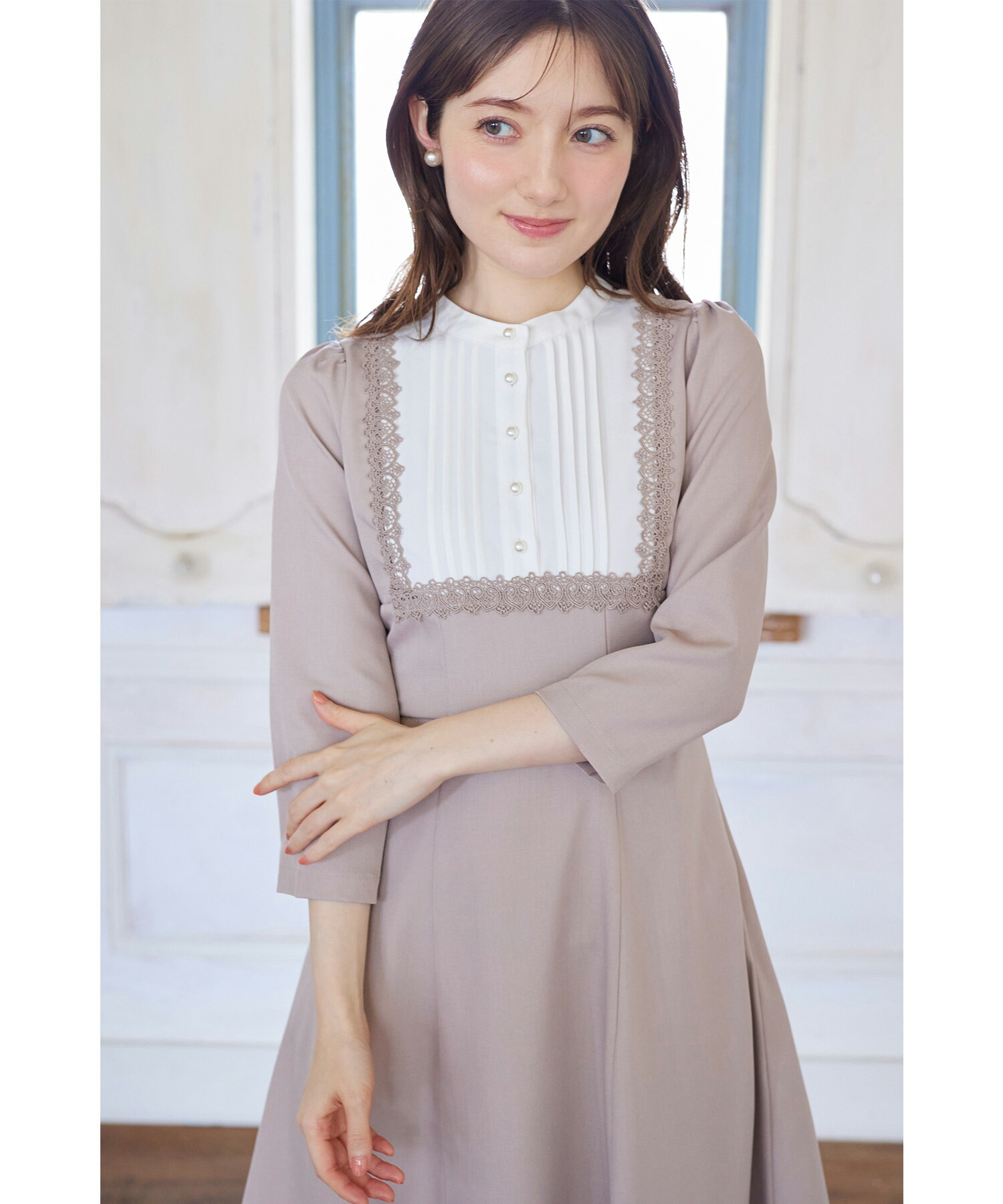 ヨークレース切替バックレースアップ長袖ワンピース 10月6日(月)再販決定☆【belleyn ベリン】 tocco closet(トッコクローゼット)　