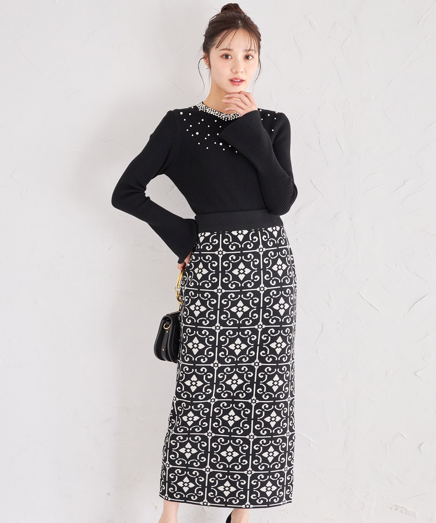 クラシカルアートニットタイトスカート 1月17日(金)オフィシャルサイト限定再販☆【celestia セレスティア】 tocco closet(トッコクローゼット)※少量の在庫確保による再販売の為、交換は出来かねる場合がございます。予めご了承ください。　