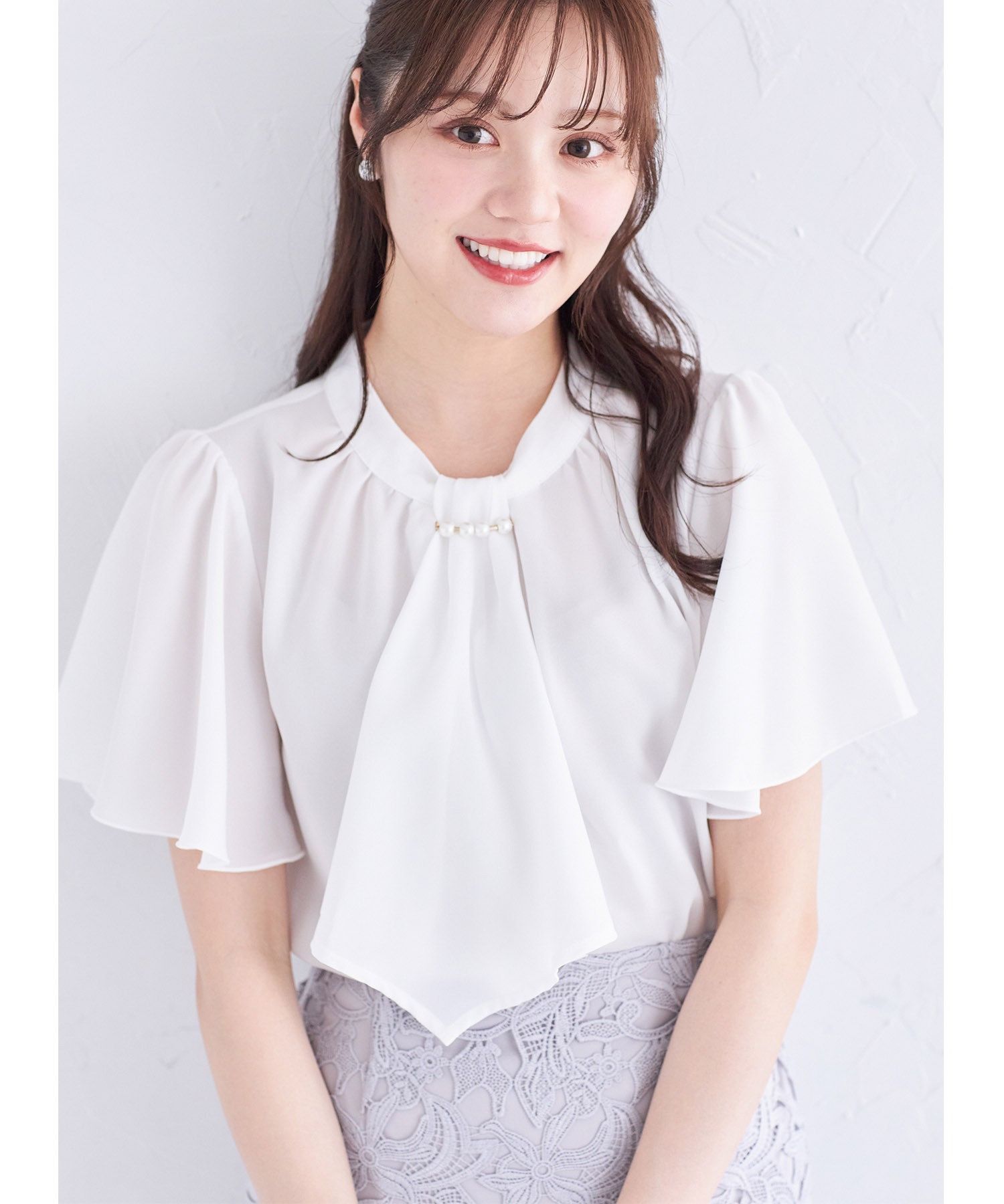 取りはずし可能なマルチＷＡＹボウタイ＆パール付きブラウス7月30日(火)オフィシャルサイト限定再販☆【eldery エルデリー】 tocco closet(トッコクローゼット)※少量の在庫確保による再販売の為、交換は出来かねる場合がございます。予めご了承ください。