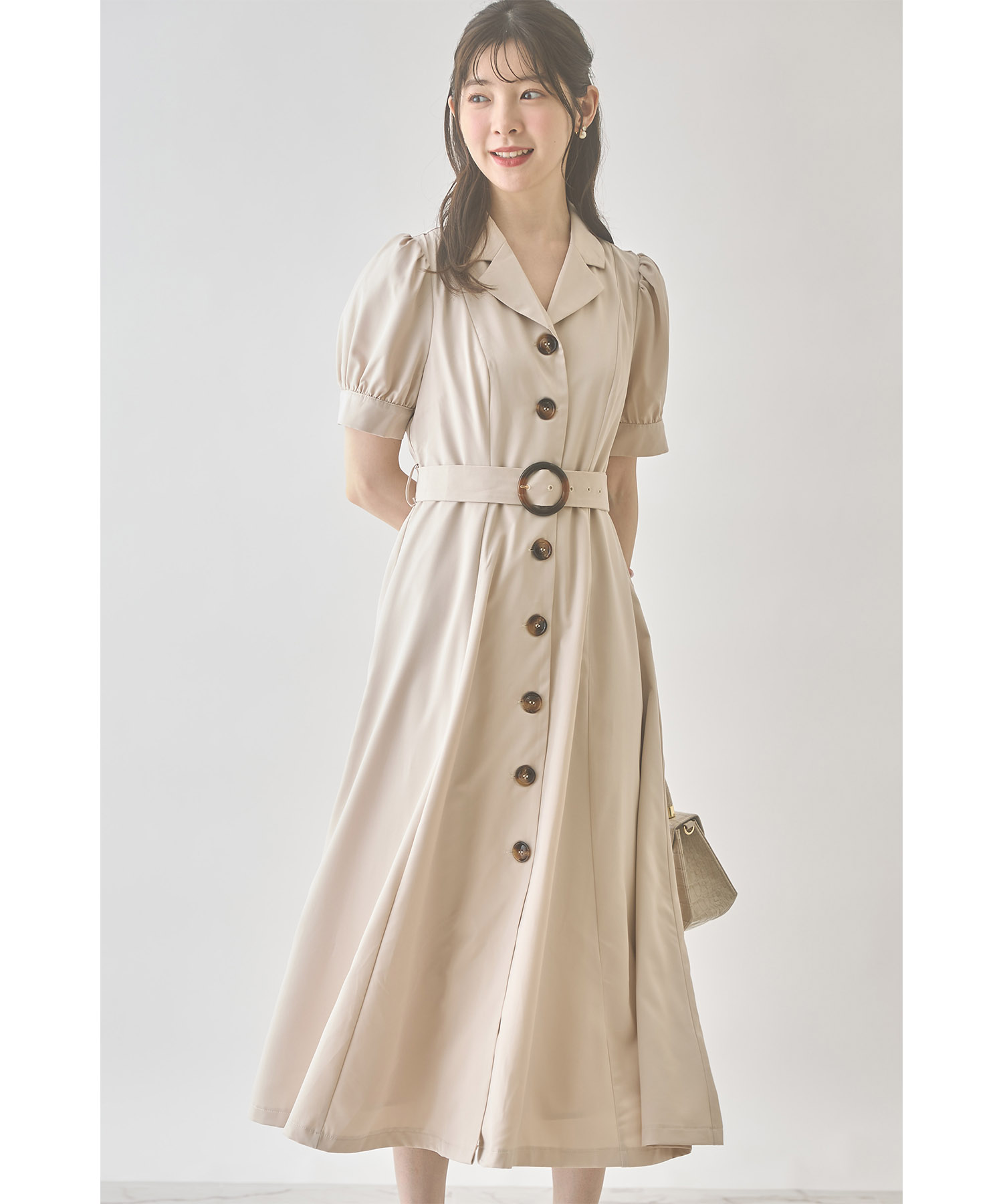 ベルト付きトレンチライクシャツワンピース【ergamo エルガモ】 ＊スペシャルプライス品につき返品/キャンセル/配送日指定不可/ラッピング不可/少量在庫のセールの為交換は出来かねる場合がございます。