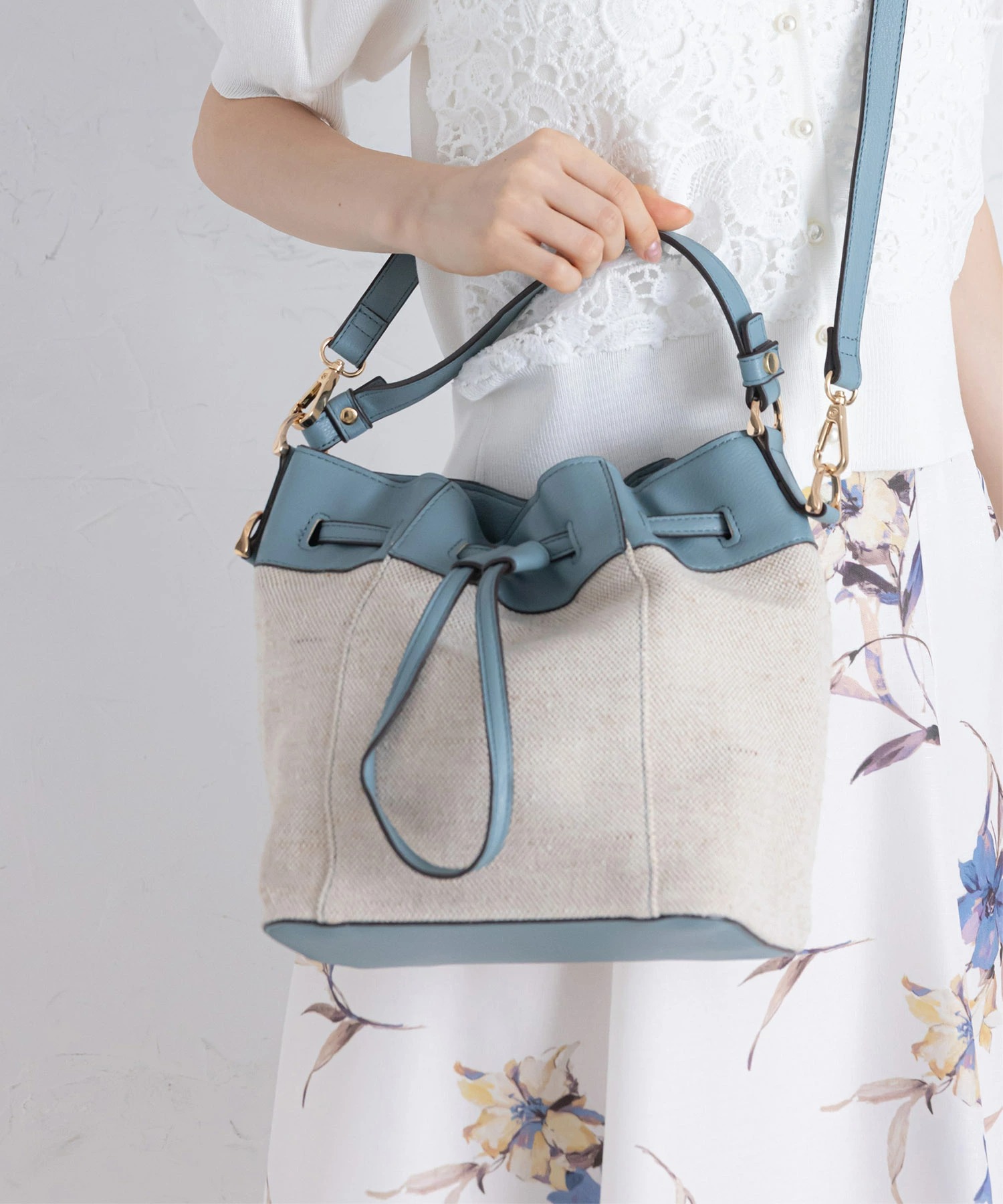 ２ＷＡＹショルダー付き綿麻素材ドロストバッグ  tocco closet※セレクトアイテム＊スペシャルプライス品につき返品/キャンセル/配送日指定不可/ラッピング不可/少量在庫のセールの為交換は出来かねる場合がございます。