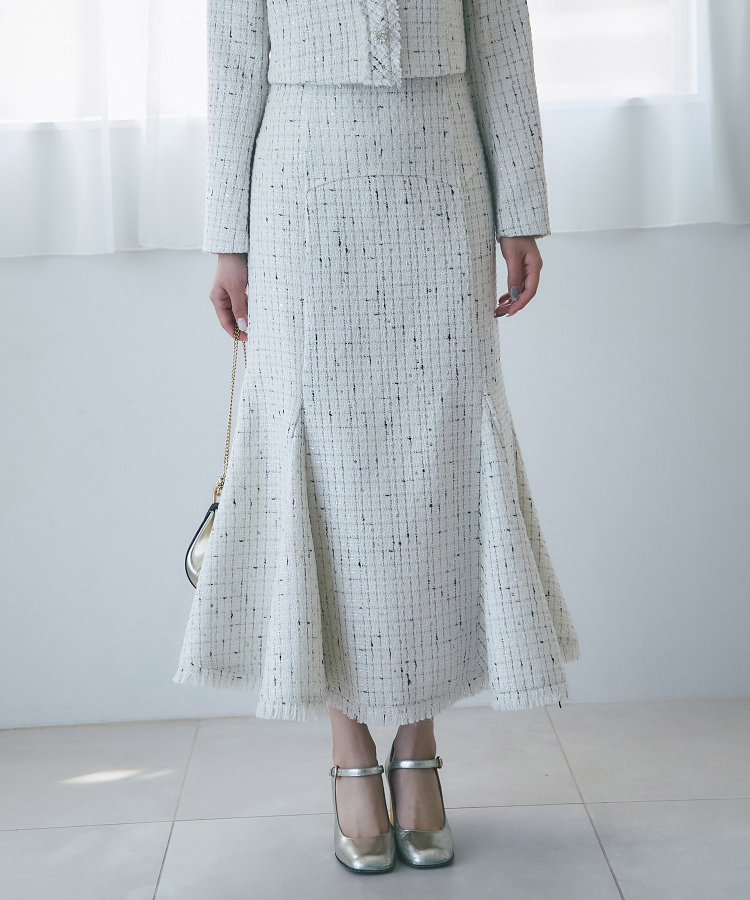 バックレースアップコルセット風スパンコールツイードマーメイドスカート 12月16日(月)オフィシャルサイト限定アイボリー再販☆【foplar フォプラー】《Tweed Collection》※少量の在庫確保による再販売の為、交換は出来かねる場合がございます。予めご了承ください。