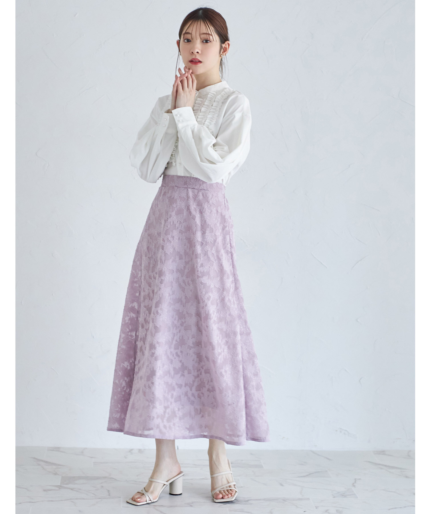 フラワーシアージャガードフレアスカート【frales フラレス】 tocco closet(トッコクローゼット)＊スペシャルプライス品につき返品/キャンセル/配送日指定不可/ラッピング不可/少量在庫のセールの為交換は出来かねる場合がございます。