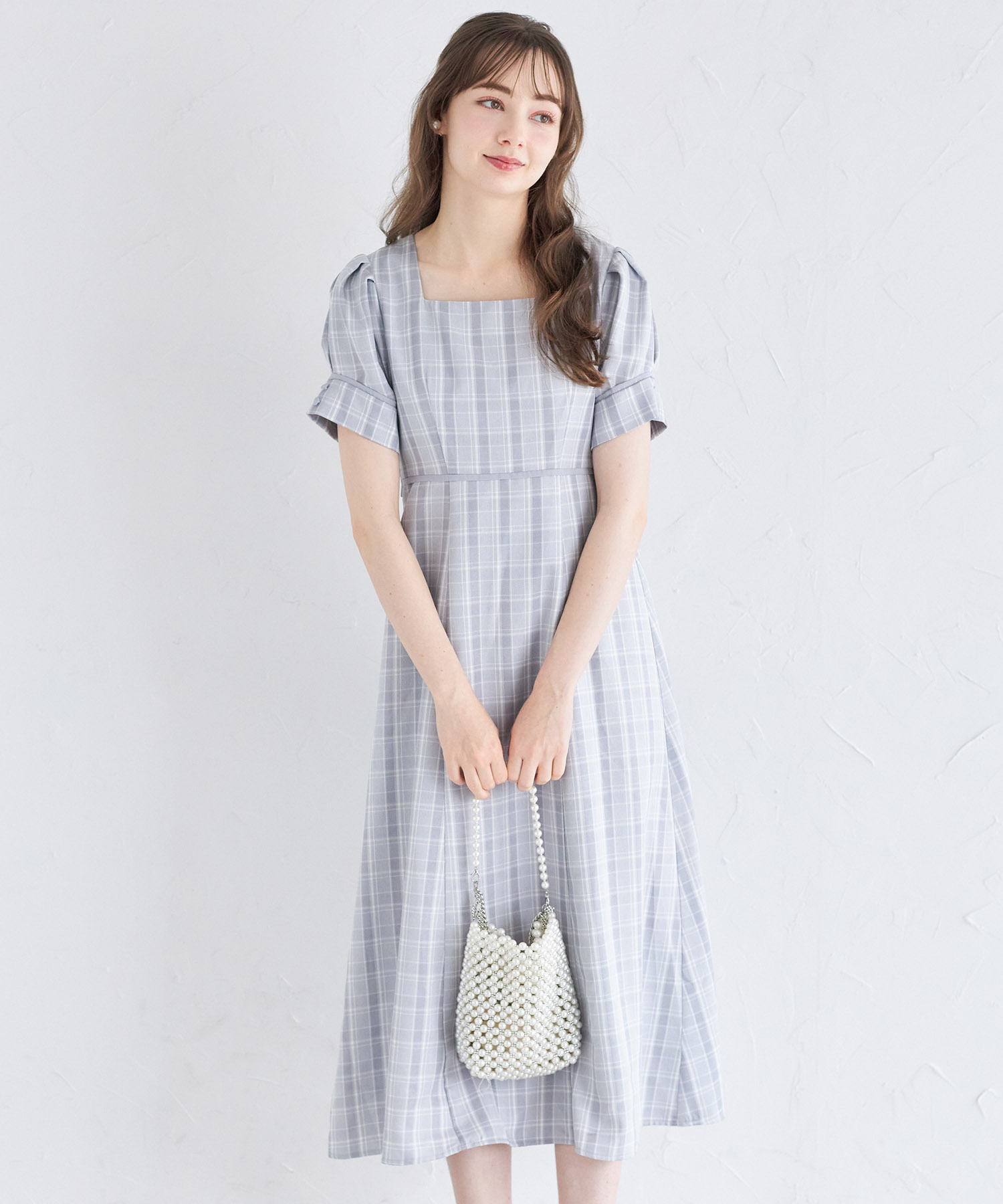 ウエストりぼん付きチェック柄パフスリーブワンピース【grimony グリモニー】 tocco closet　＊スペシャルプライス品につき返品/キャンセル/配送日指定不可/ラッピング不可/少量在庫のセールの為交換は出来かねる場合がございます。