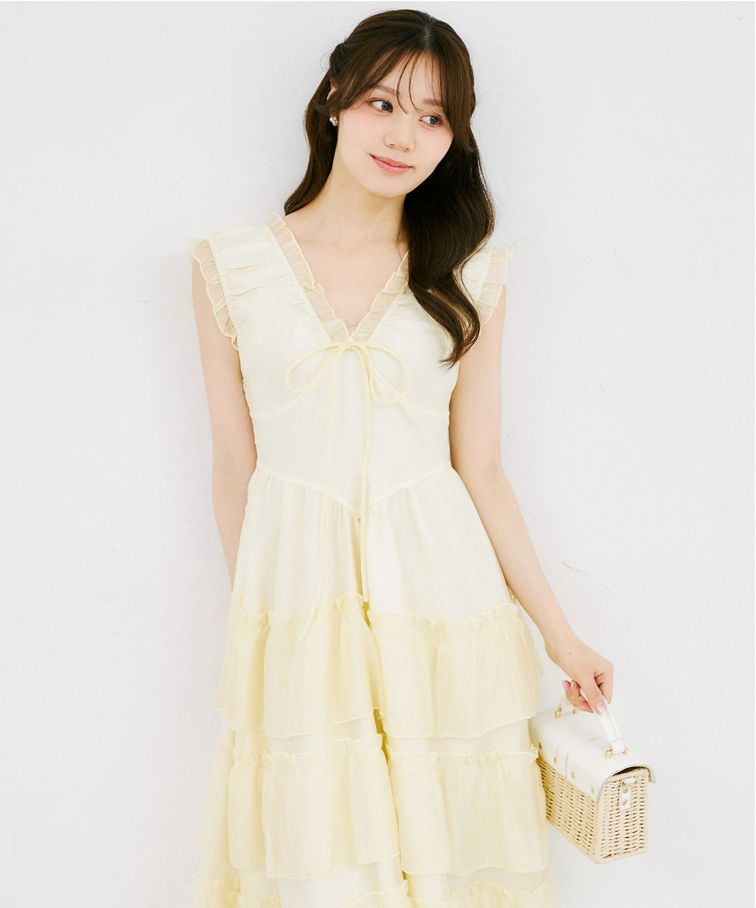 リボン付きメニーフリルティアードワンピース  9月2日(水)オフィシャルサイト限定イエロー再販☆tocco closet(トッコクローゼット)※少量の在庫確保による再販売の為、交換は出来かねる場合がございます。予めご了承ください。
