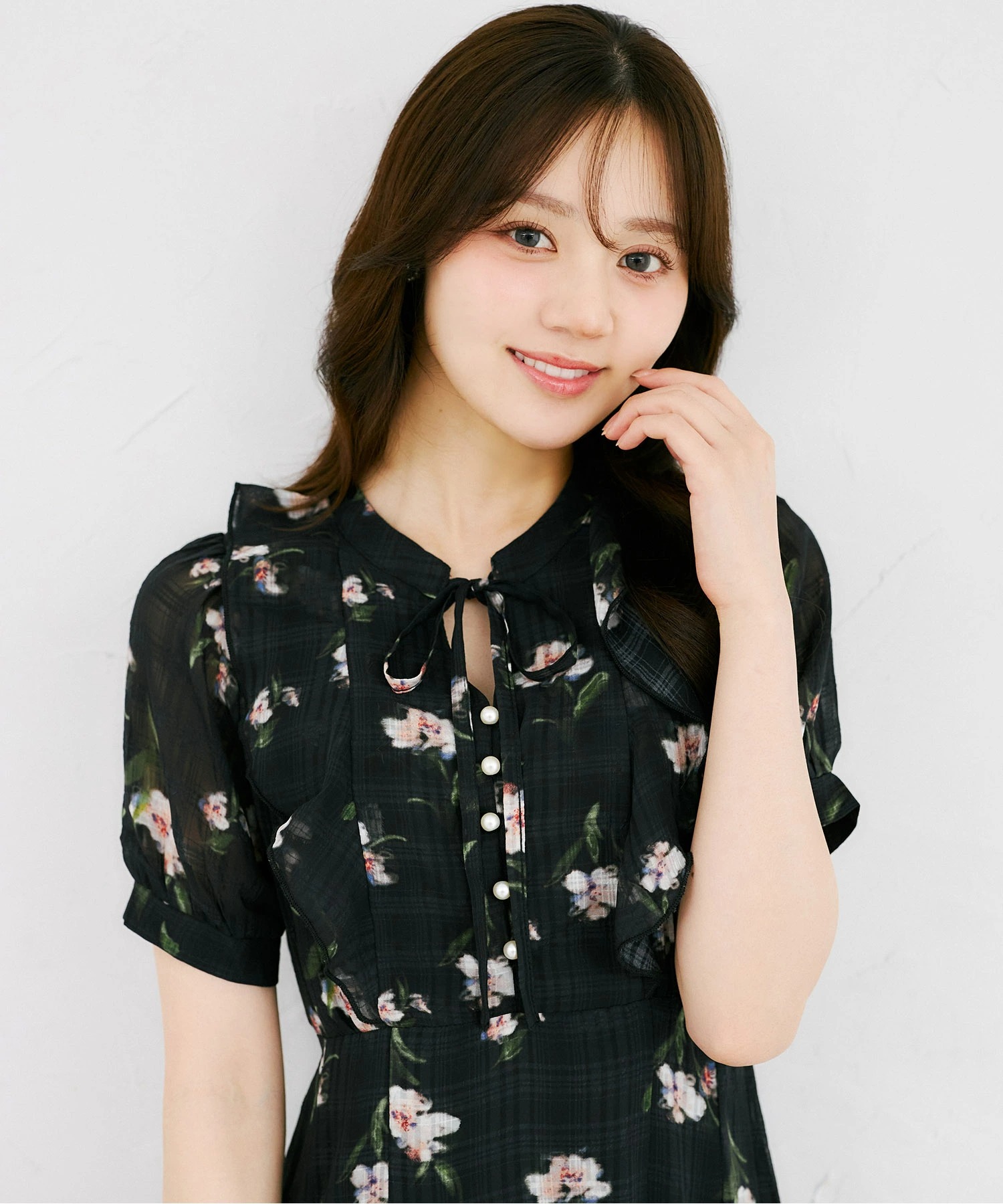 tocco トッコクローゼット　
リボン付きシアーチェック×フラワープリントワンピース