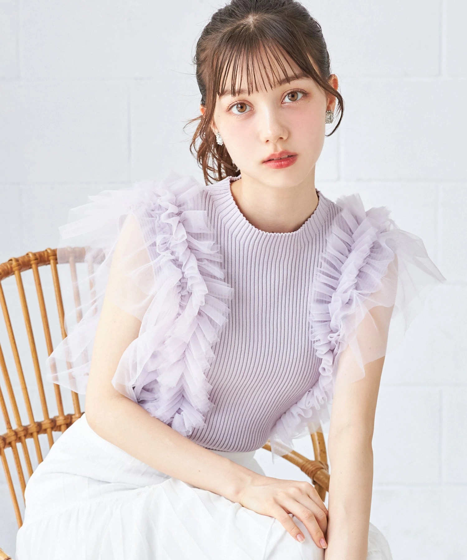 チュールフリル付きリブニットプルオーバー 【talerien タレリン】tocco closet(トッコクローゼット) ＊スペシャルプライス品につき返品/キャンセル/配送日指定不可/ラッピング不可/少量在庫のセールの為交換は出来かねる場合がございます。