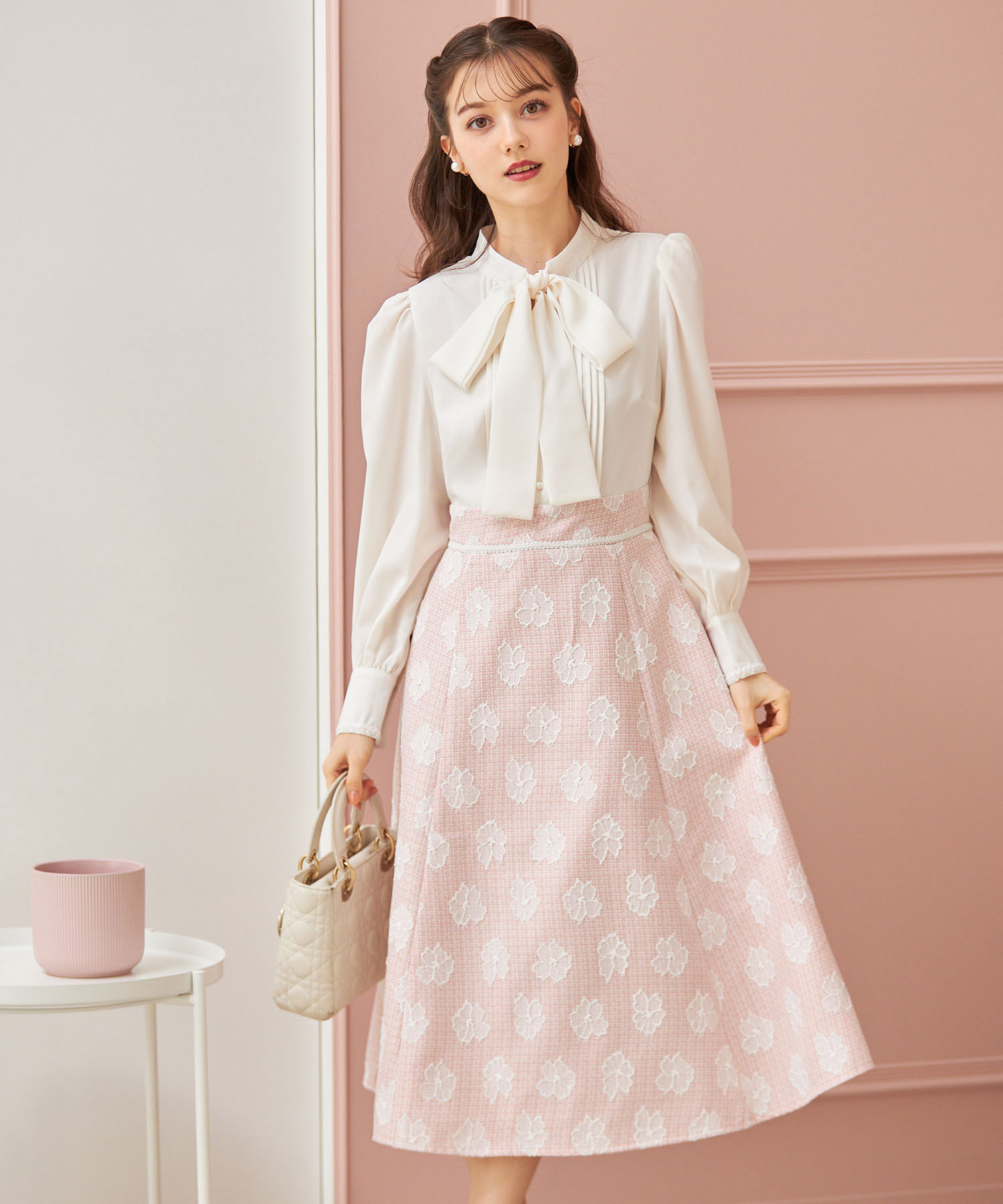 ボウタイリボン付きパール釦フラワーツイードドッキングワンピース 3月10日(月)再販決定☆【jazielle ジャジル】 tocco closet(トッコクローゼット)