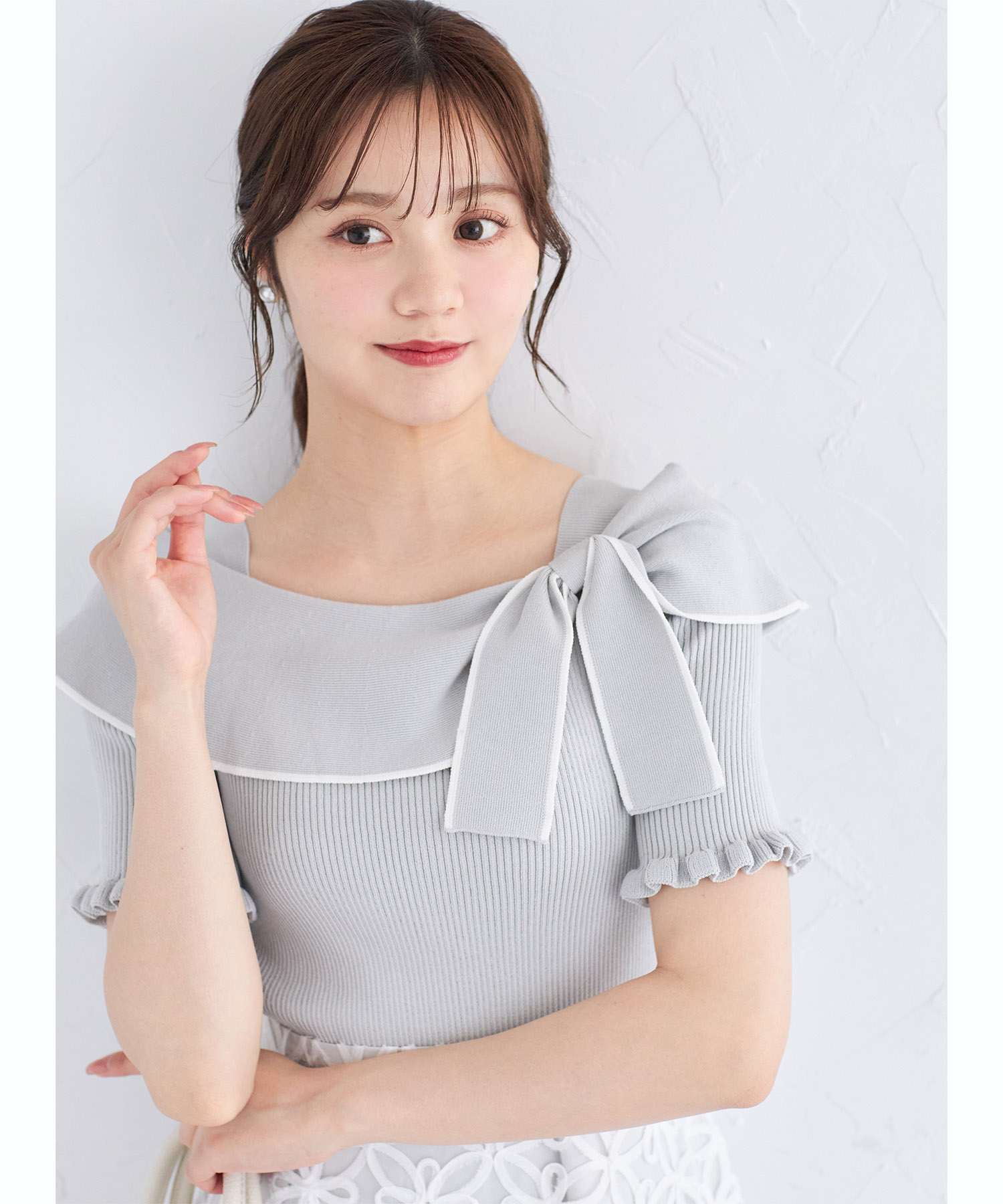 tocco トッコクローゼット　リボン付き配色ライン入りオフショルリブニットプルオーバー
