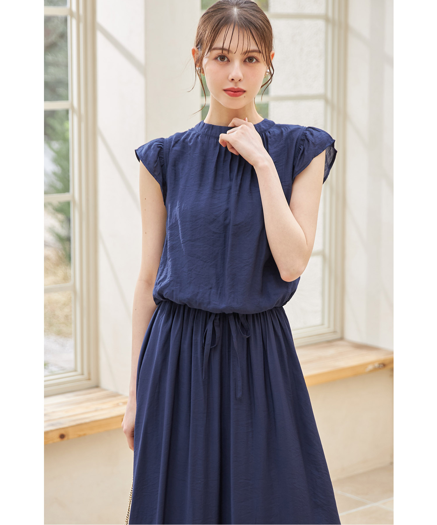 ウエストりぼん付きフリルスリーブワンピース【lejona レジョーナ】 tocco closet(トッコクローゼット)　＊スペシャルプライス品につき返品/キャンセル/配送日指定不可/ラッピング不可/少量在庫のセールの為交換は出来かねる場合がございます。