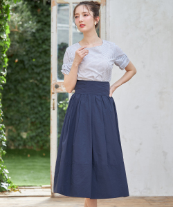 ハイウエストタフタタックフレアスカート【salive サリーヴ】 tocco closet(トッコクローゼット)　＊スペシャルプライス品につき返品/キャンセル/配送日指定不可/ラッピング不可/少量在庫のセールの為交換は出来かねる場合がございます。