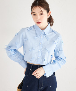 プチリボン付きショート丈ブラウス tocco closet(トッコクローゼット)※オフィシャルサイト限定