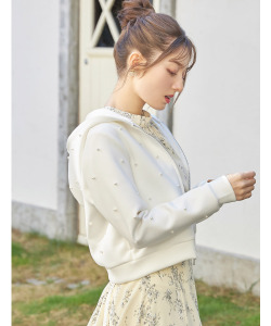 パール付きダブルジップダンボールパーカー【jawery ジャウェリ】tocco closet(トッコクローゼット)　＊スペシャルプライス品につき返品/キャンセル/配送日指定不可/ラッピング不可/少量在庫のセールの為交換は出来かねる場合がございます。