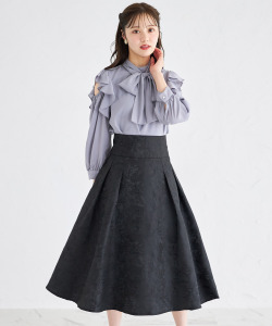 ラインフラワー刺繍入りジャガードタックフレアスカート 10月7日(月)再販決定☆【midana ミデーナ】 tocco closet(トッコクローゼット)