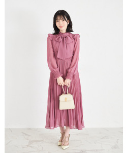 【Ｓ・Ｍサイズ展開】２ＷＡＹボウタイリボン付きウエストシャーリングシフォンプリーツワンピース【veranis】 tocco closet ＊スペシャルプライス品につき返品/キャンセル/配送日指定不可/ラッピング不可/少量在庫のセールの為交換は出来かねる場合がございます。