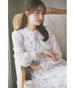 りぼん付きリボンプリントウエストシャーリングワンピース 4月12日(土)再販決定☆【almeria アルメリア】 tocco closet(トッコクローゼット)　《RibbonCollection》