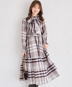 ビックボウタイリボン付きチェック柄シャーリングワンピース 12月12日(金)再販決定☆ 【frollina フロリナ】 tocco closet(トッコクローゼット)
