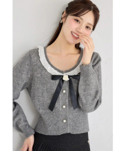 フラワーリボンブローチ付きニットカーディガン tocco closet(トッコクローゼット)※オフィシャルサイト限定