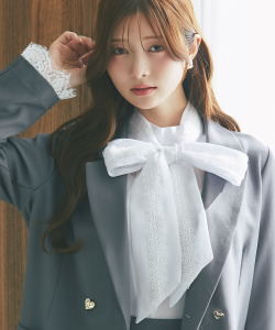 ２ＷＡＹレースボウタイリボン付きシアーブラウス tocco closet(トッコクローゼット)　※松川星さんはオフホワイト着用