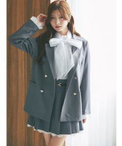 ベルト付き裾レースインナーパンツ仕様プリーツスカート tocco closet(トッコクローゼット)※松川星さんはグレー着用