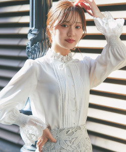 リボン付きレース切り替えピンタックブラウス tocco closet(トッコクローゼット)《NewLifeStyle》