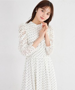 360度、絵になる可愛さ♪リボン付きハートドットパワーショルダーワンピース  tocco closet(トッコクローゼット) ＊スペシャルプライス品につき返品/キャンセル/配送日指定不可/ラッピング不可/少量在庫のセールの為交換は出来かねる場合がございます。