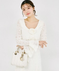 フラワーモチーフレースラッフルワンピース  5月6日(水)オフィシャルサイト限定再販☆ tocco closet(トッコクローゼット) ※少量の在庫確保による再販売の為、交換は出来かねる場合がございます。予めご了承ください。