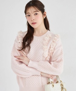 立体フラワーモチーフ×パール付きケーブルニットプルオーバー tocco closet(トッコクローゼット)※オフィシャルサイト限定