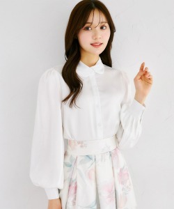 ラウンドカラーボリュームスリーブブラウス  4月13日(月)オフィシャルサイト限定再販☆ tocco closet(トッコクローゼット)※少量の在庫確保による再販売の為、交換は出来かねる場合がございます。予めご了承ください。