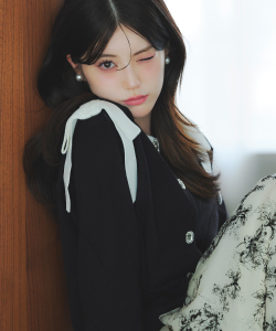 肩リボン付き透かしアーガイルニットカーディガン tocco closet(トッコクローゼット)　 ※中野恵那さんはブラック着用