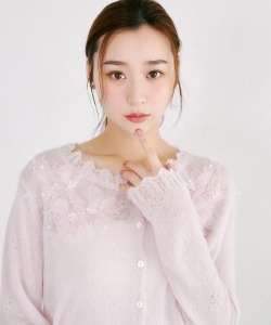 立体フラワーモチーフ装飾レースニットカーディガン tocco closet(トッコクローゼット)※オフィシャルサイト限定