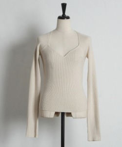 ハートネックリブニットプルオーバー  tocco closet(トッコクローゼット)　※オフィシャルサイト限定 ※セレクトアイテム