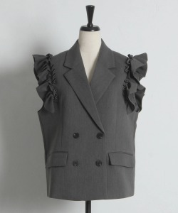 袖フリル付きジャケットライクジレ tocco closet(トッコクローゼット)※オフィシャルサイト限定※セレクトアイテム