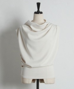 ドレープカットプルオーバー  tocco closet(トッコクローゼット)　※オフィシャルサイト限定 ※セレクトアイテム
