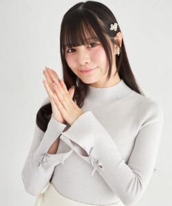 リボン付きフレアスリーブ刺繍入りハイネックリブニットプルオーバー　Suyunn(スユン) ＊スペシャルプライス品につき返品/キャンセル/配送日指定不可/ラッピング不可/少量在庫のセールの為交換は出来かねる場合がございます。