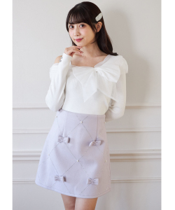 パール＆リボン付きダイヤ柄ラインストーン台形インナーパンツ仕様ミニスカート Suyunn(スユン) ＊スペシャルプライス品につき返品/キャンセル/配送日指定不可/ラッピング不可/少量在庫のセールの為交換は出来かねる場合がございます。