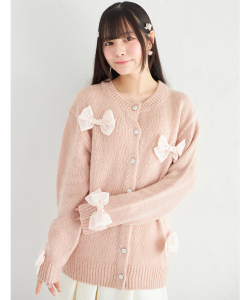シフォンリボン付きビジュー釦ロングニットカーディガン Suyunn(スユン) ＊スペシャルプライス品につき返品/キャンセル/配送日指定不可/ラッピング不可/少量在庫のセールの為交換は出来かねる場合がございます。