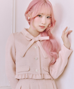 9/19販売予定！入荷連絡受付中☆名媛級の華やかさ♪リボン×ラメツイードフリルショートジャケット※齋藤樹愛羅さんはピンク着用