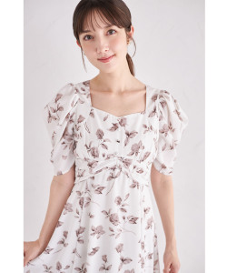 アンティークローズプリントマーメイドワンピース 6月30日(月)オフィシャルサイト限定オフホワイト再販☆【farianne ファリアン】《tocco closet luxe》※少量の在庫確保による再販売の為、交換は出来かねる場合がございます。予めご了承ください。