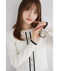 パールビジュー装飾バイカラーカーディガン   1月2日(金)再販決定☆tocco closet(トッコクローゼット)《tocco closet luxe》※ハ・ヨンスさんはブラック着用 ※ブラック少量の在庫確保による再販売の為、交換は出来かねる場合がございます。