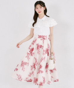 7月下旬販売予定！入荷連絡受付中☆シアーボンディングフラワープリントタックフレアスカート《tocco closet luxe》